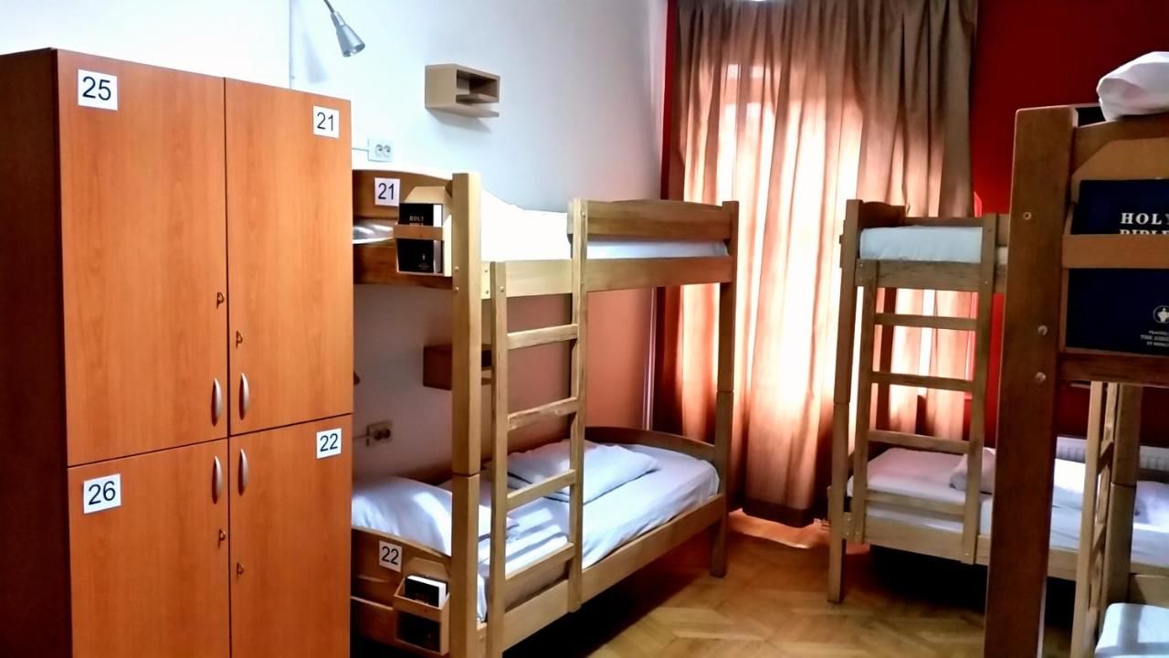 Хостелы Envoy Hostel Тбилиси