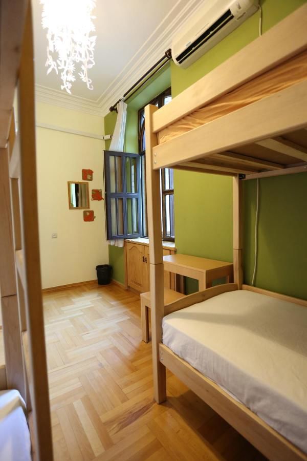 Хостелы Envoy Hostel Тбилиси-46
