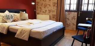 Хостелы Envoy Hostel Тбилиси Двухместный номер с 1 кроватью-3